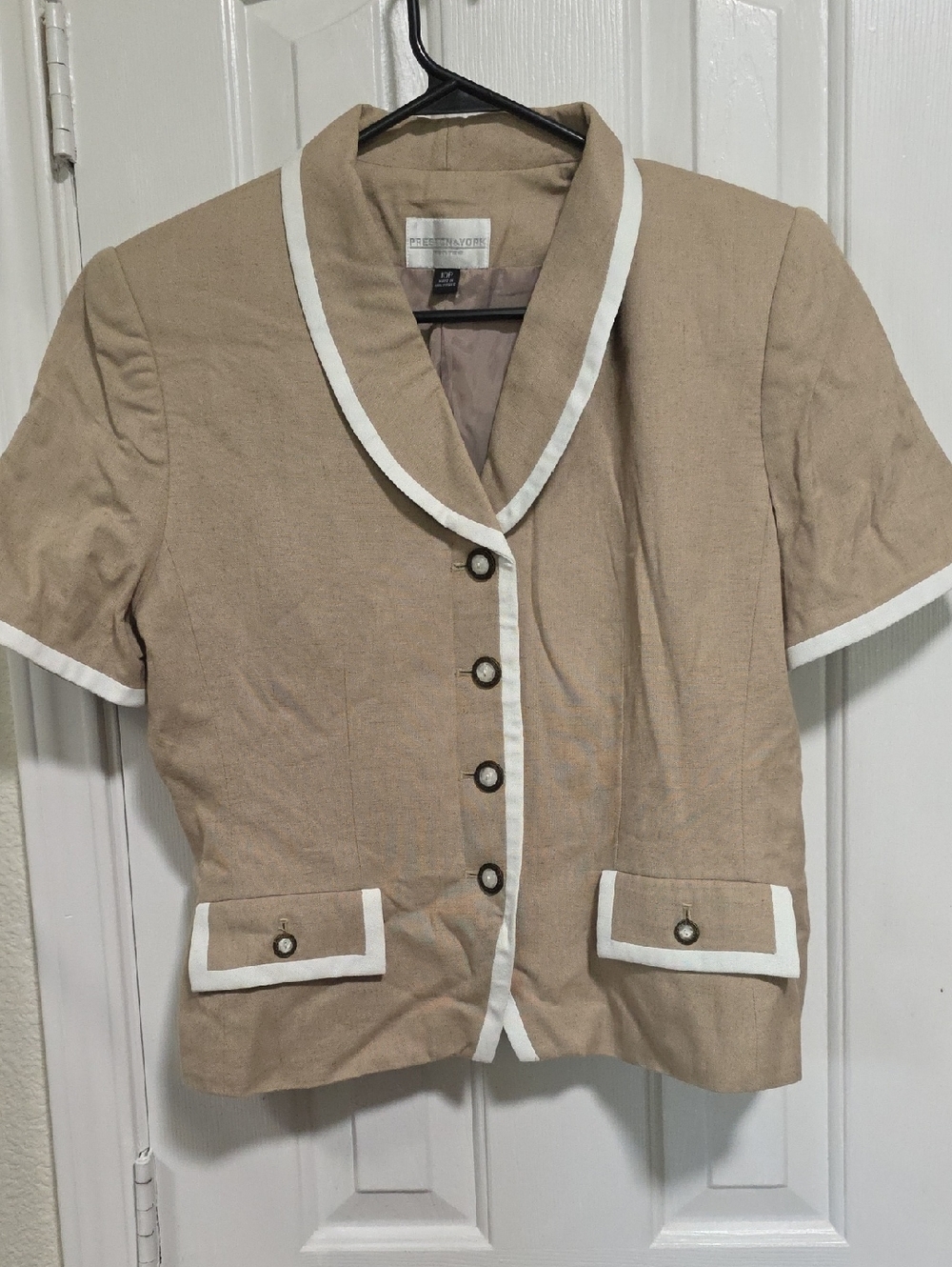 Vintage 80's Petite Beige Short Sleeve Blazer with White Trim